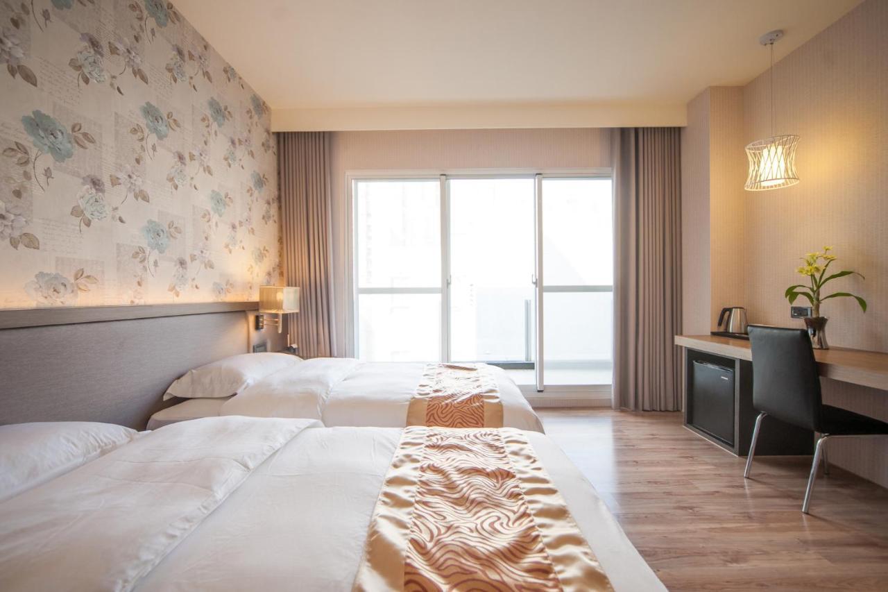 Grand Crystal Hotel Thành phố Tân Trúc Ngoại thất bức ảnh